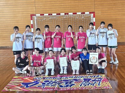 20250607_2女子閉会式後集合写真